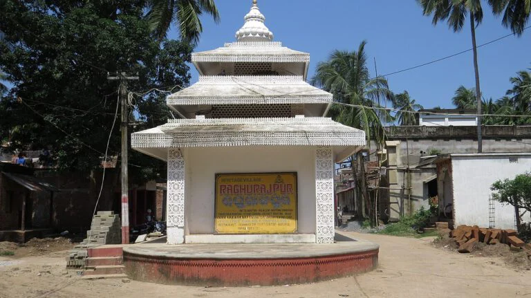 Raghurajpur Heritage Village